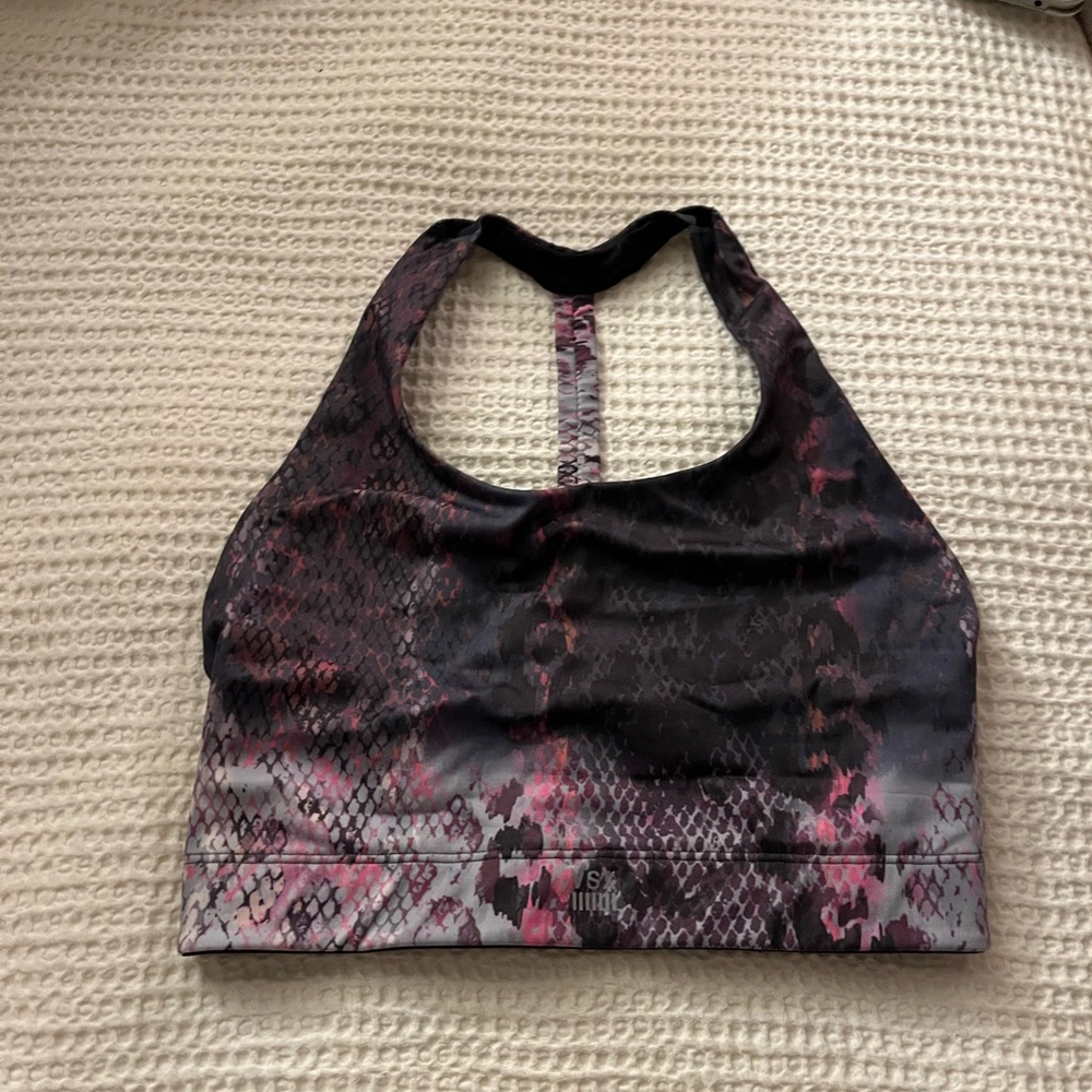 Sports bra